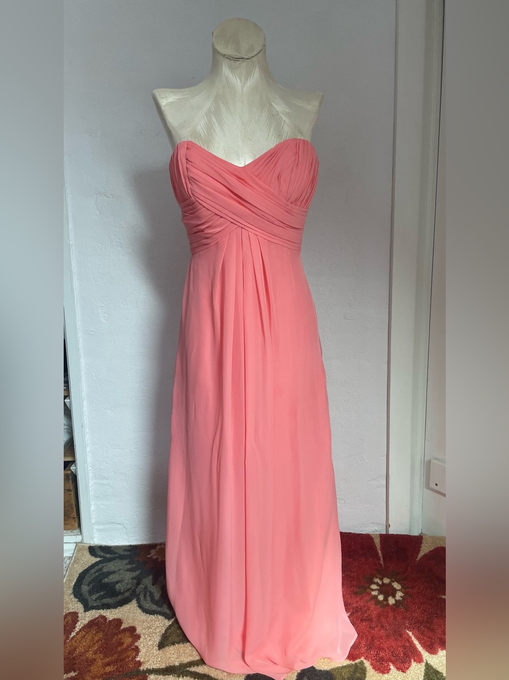 Women’s Coral Pleated Strapless Dress